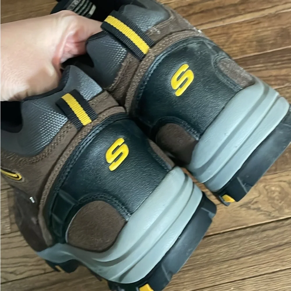 Skechers sketchers traven